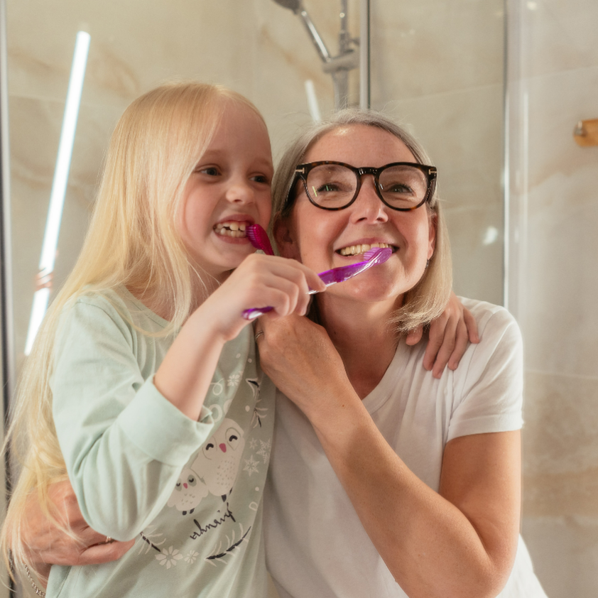Curing and Preventing Bad Breath by Flossing - Oclean FAQs