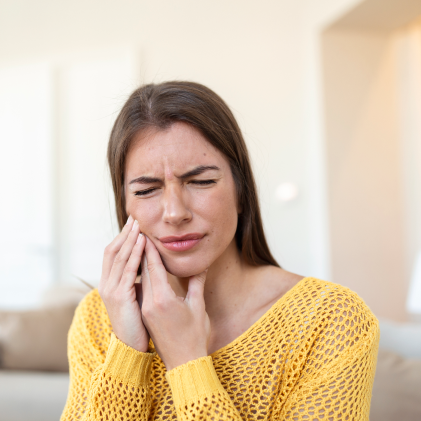 Blog posts 4 Crucial Signs of Wisdom Teeth Coming In - Oclean FAQs
