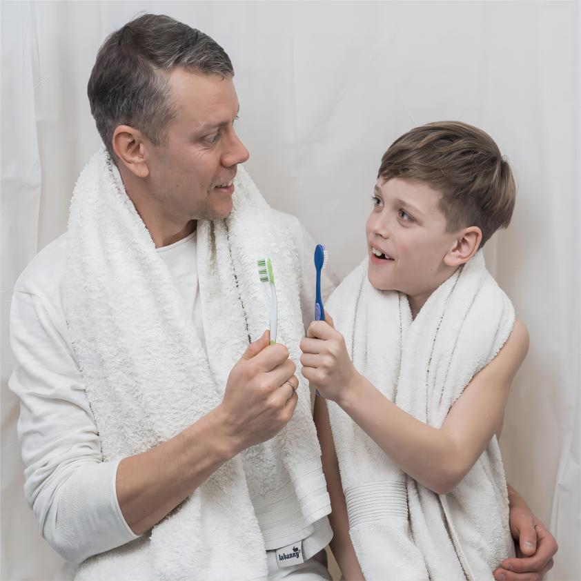 Blog posts Is it Wise To Change Your Toothbrush After Being Sick - Oclean FAQs