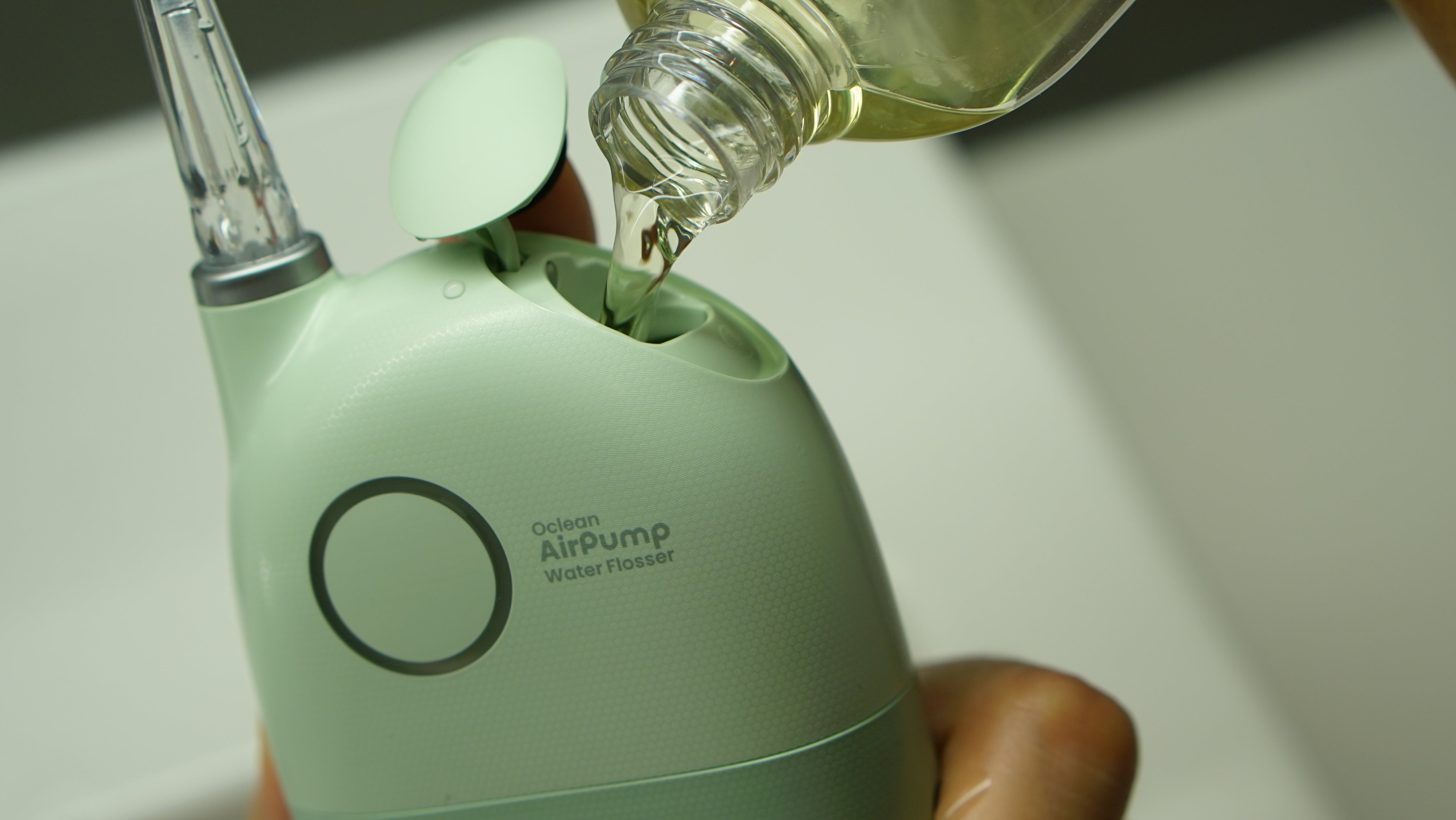 How to Clean Your A10 AirPump Water Flosser in 5 Simple Steps